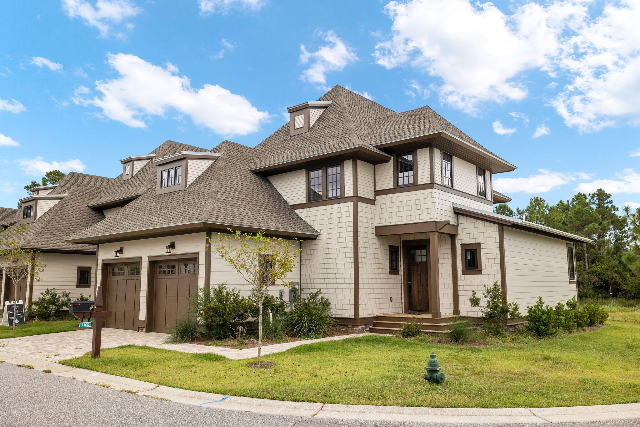 WILD HERON - Residential