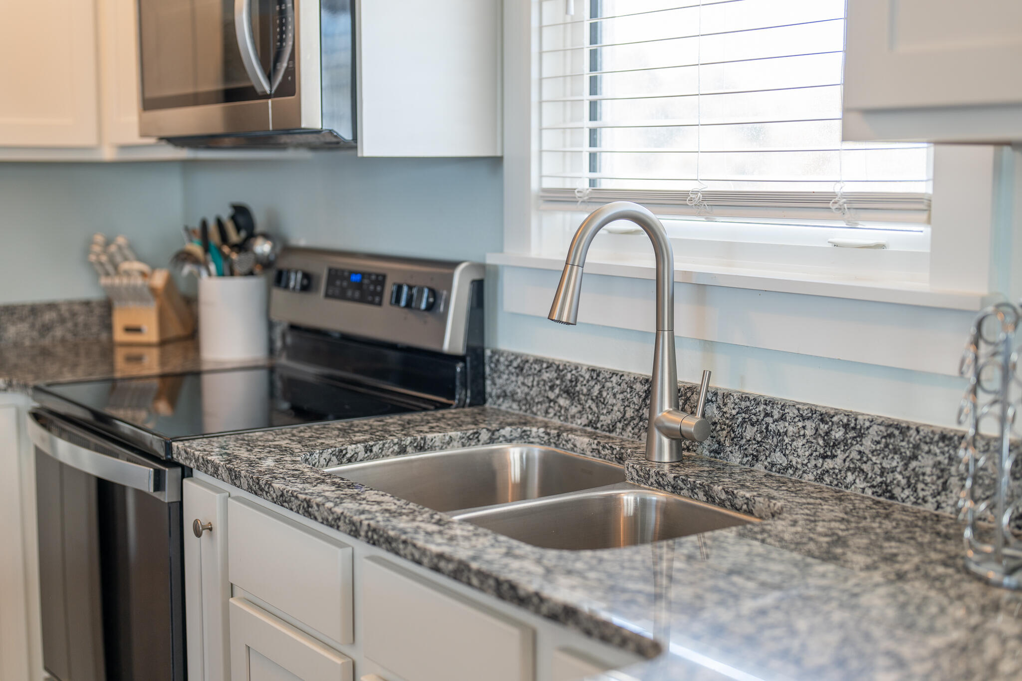 Hidden Lake Condominium - Residential