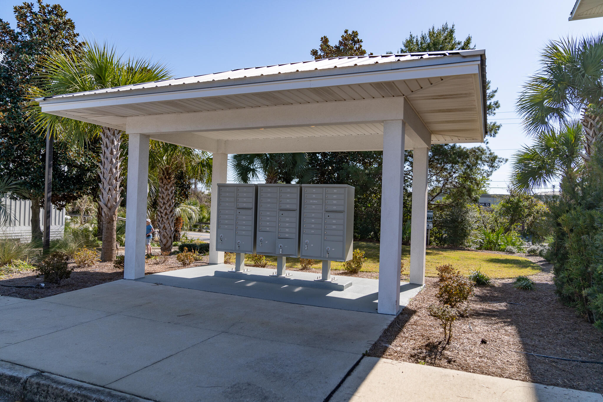 Hidden Lake Condominium - Residential