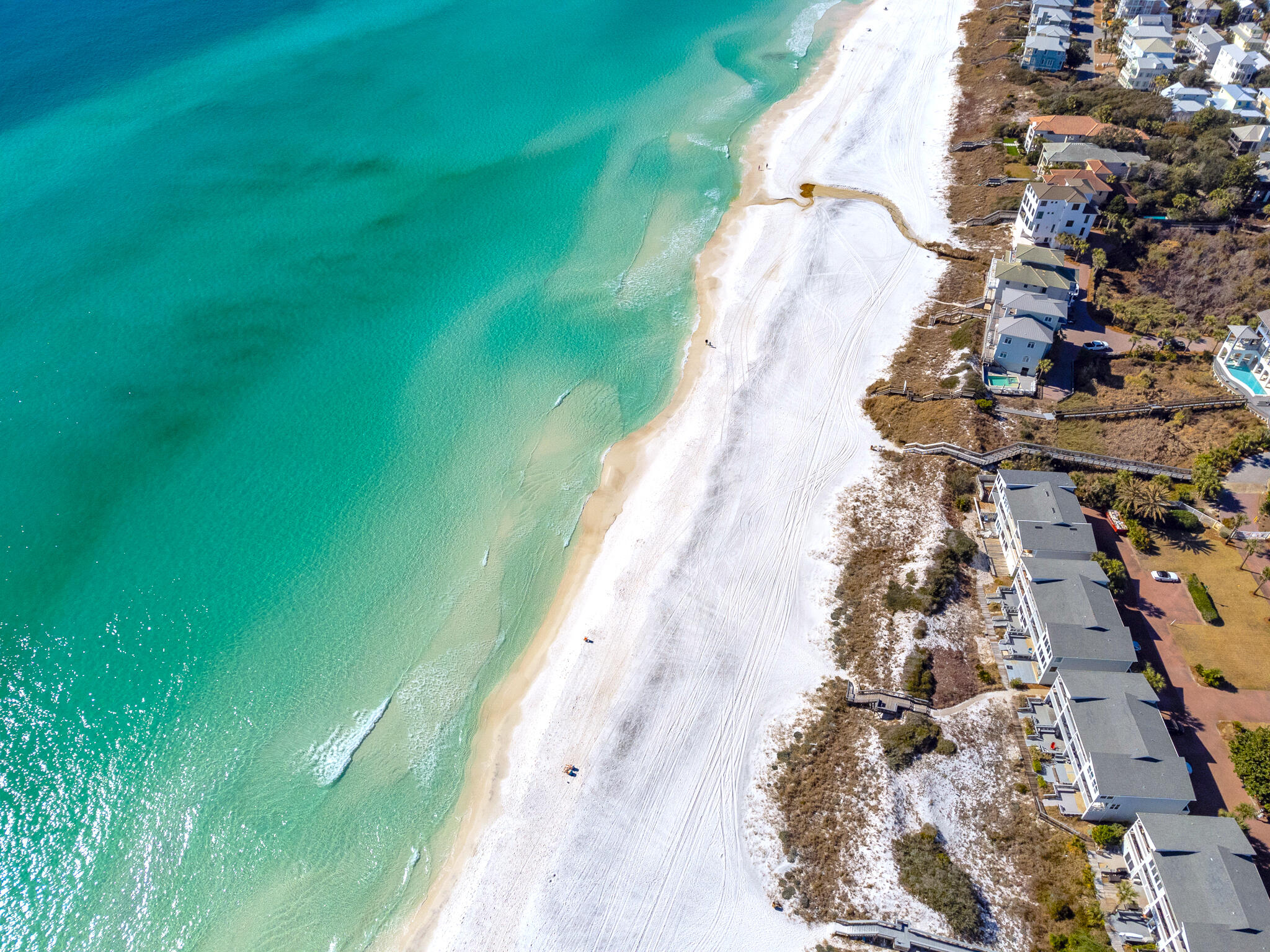 Hidden Lake Condominium - Residential