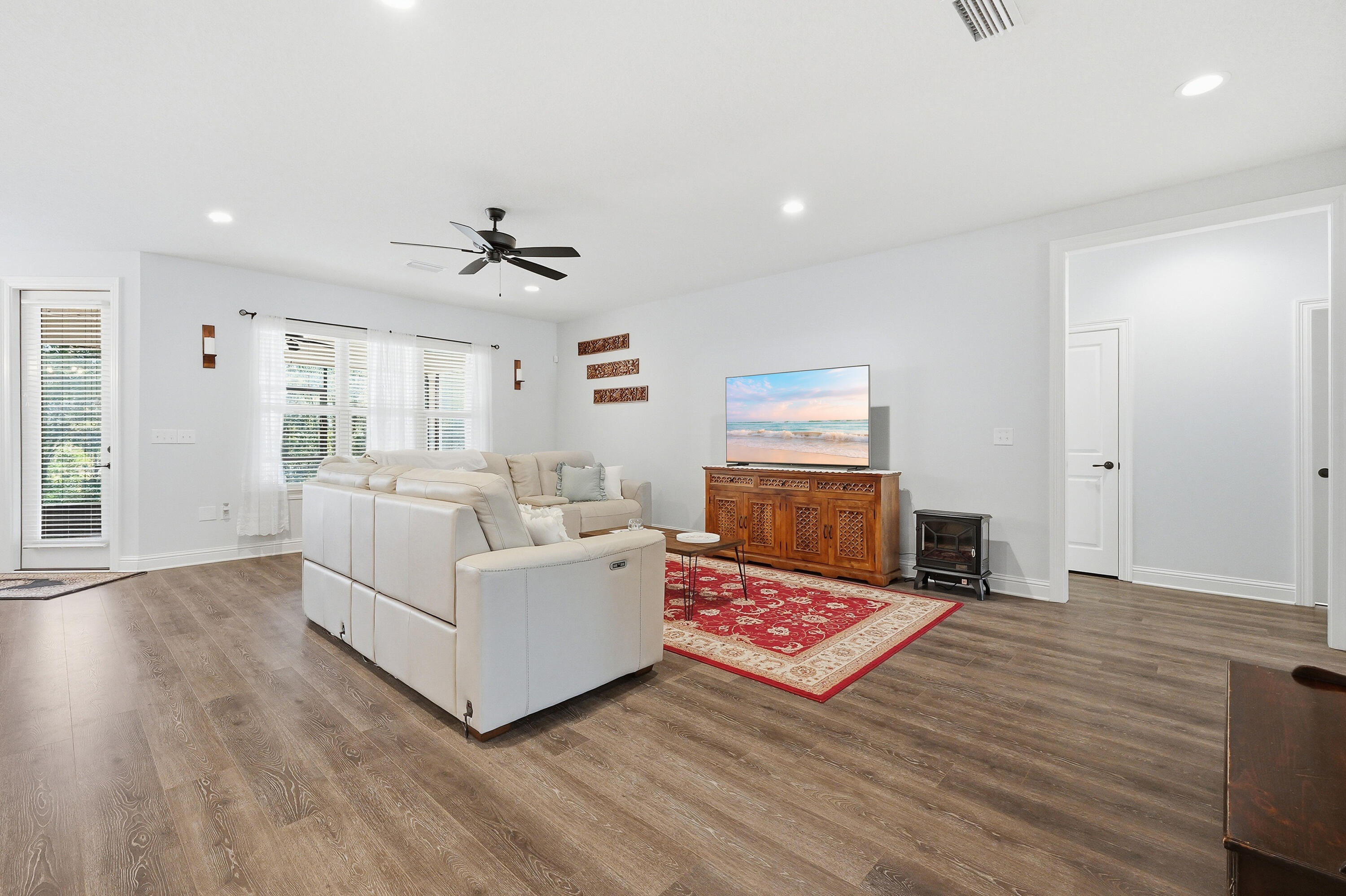 MILL CREEK FARMS - Residential