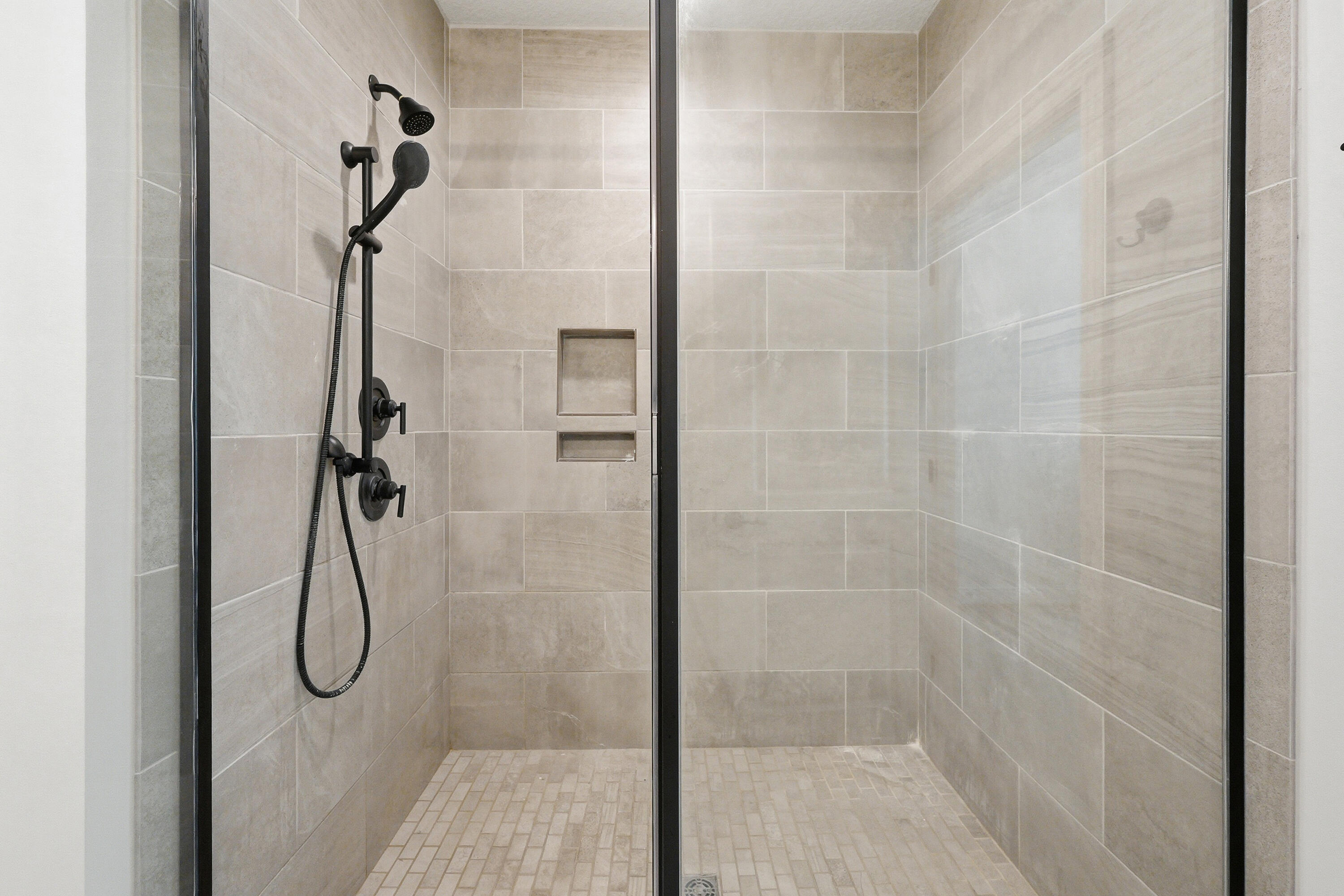 MILL CREEK FARMS - Residential