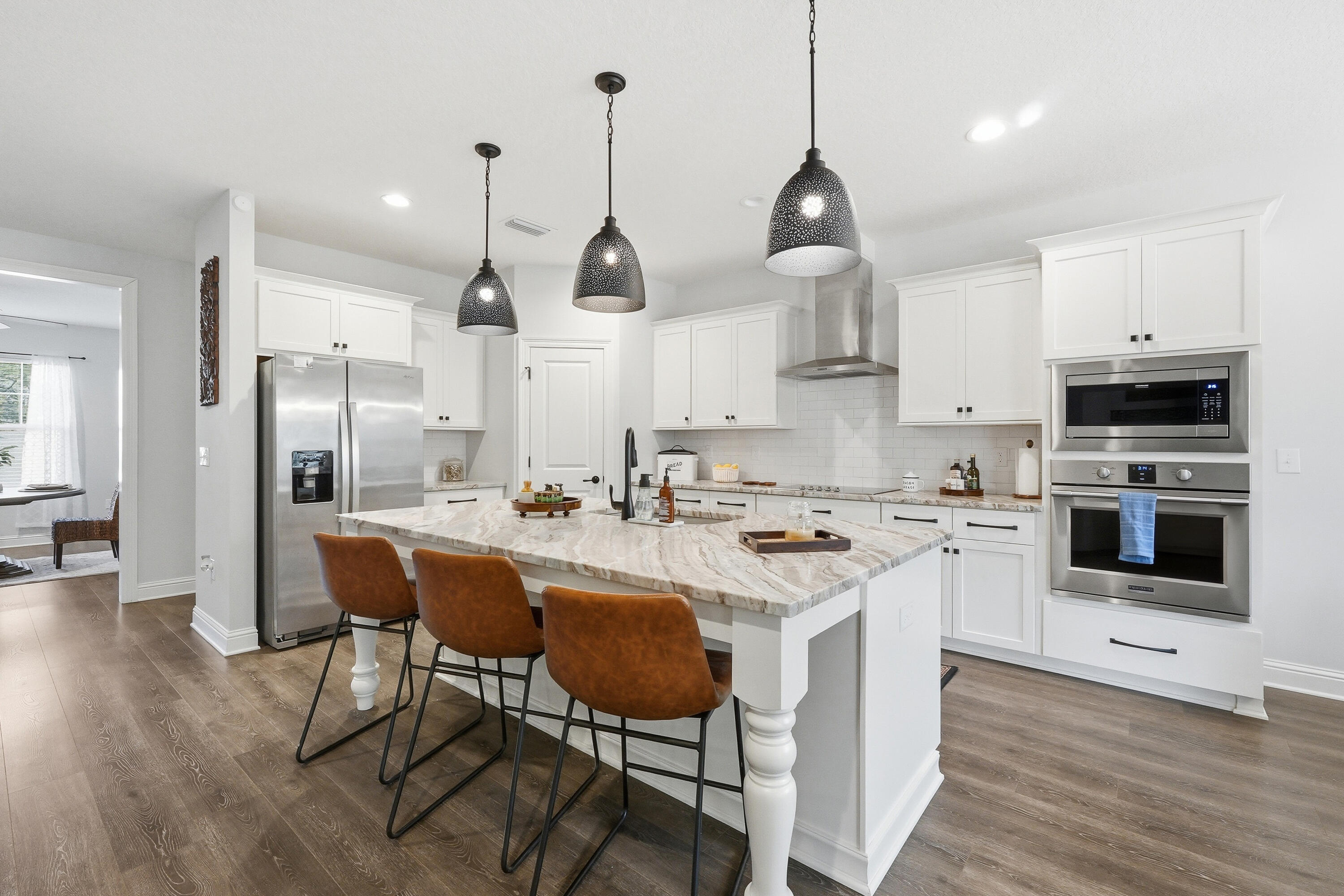 MILL CREEK FARMS - Residential