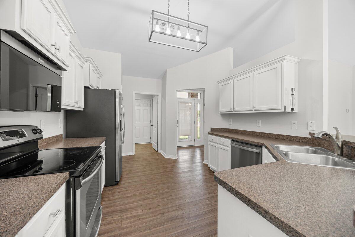 BAY PINES - Residential