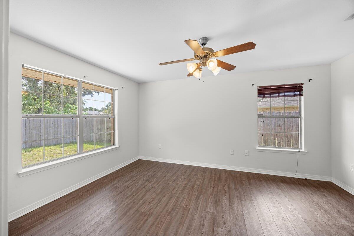 BAY PINES - Residential