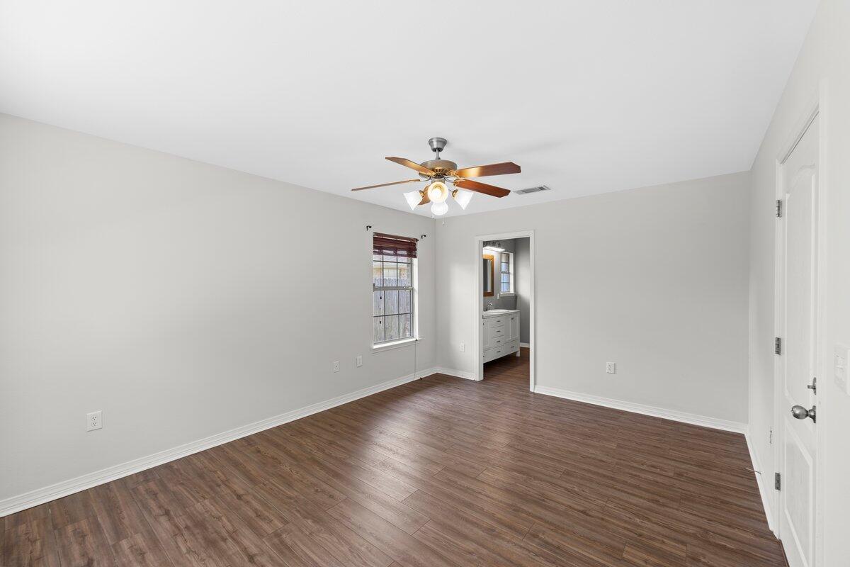 BAY PINES - Residential