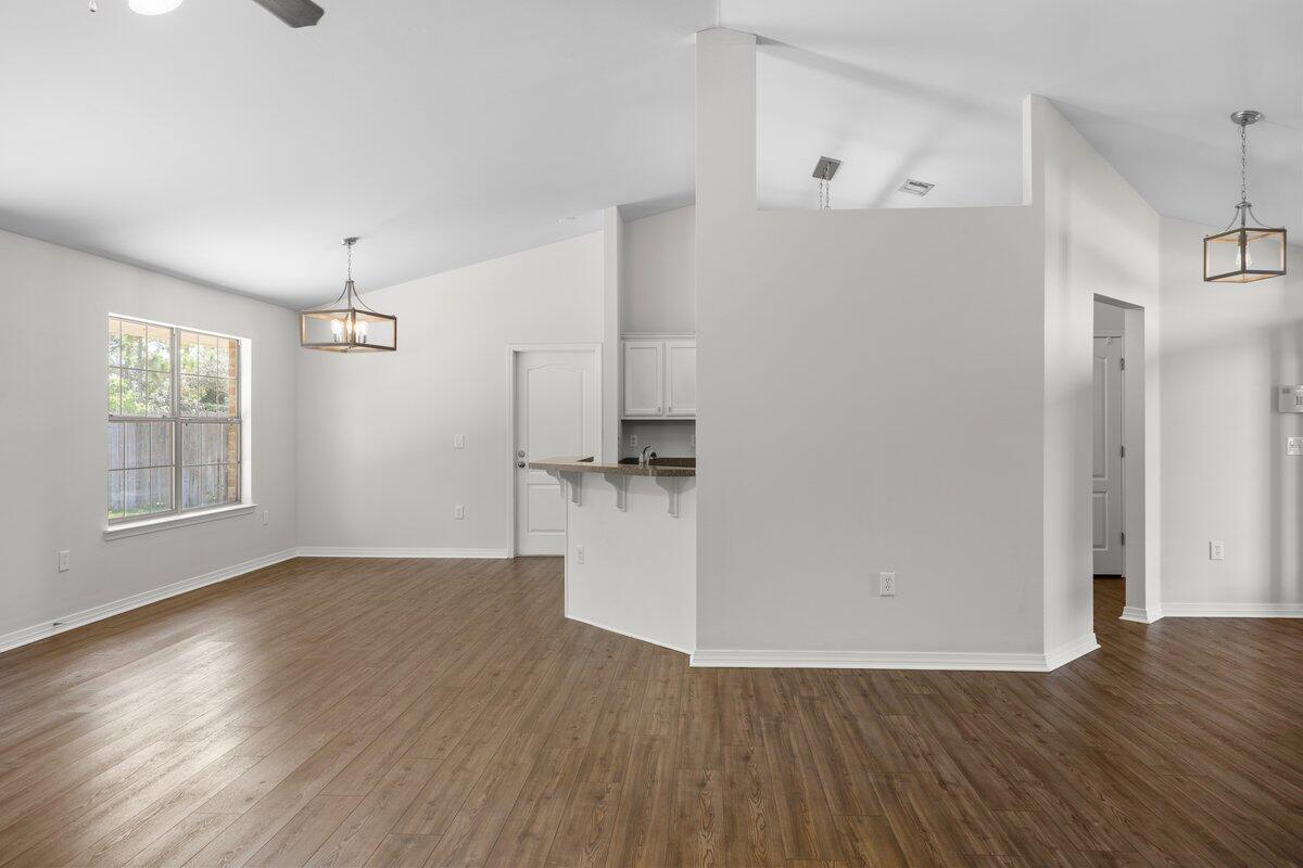 BAY PINES - Residential