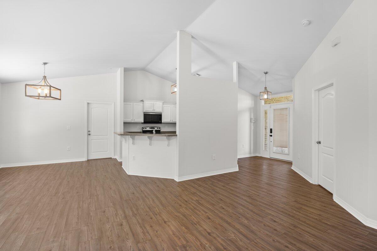 BAY PINES - Residential
