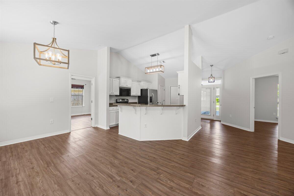 BAY PINES - Residential