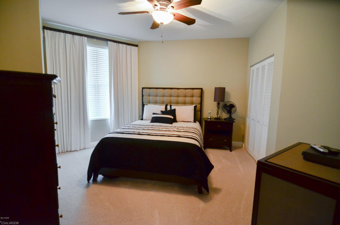 Aqua Condo - Residential