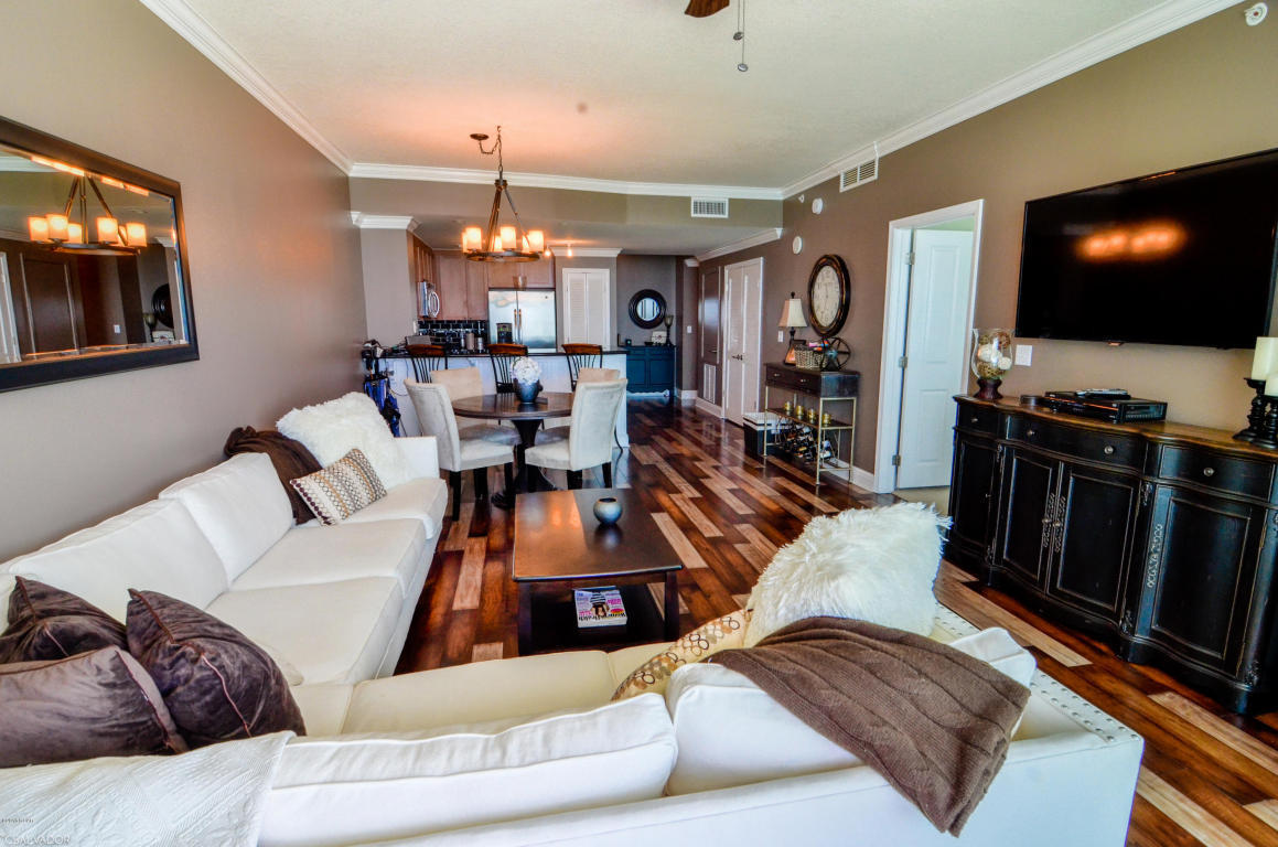 Aqua Condo - Residential