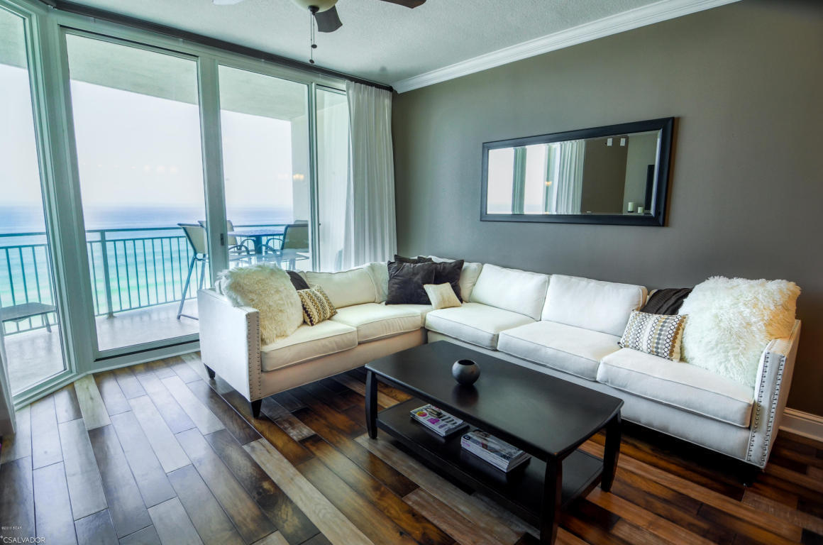 Aqua Condo - Residential