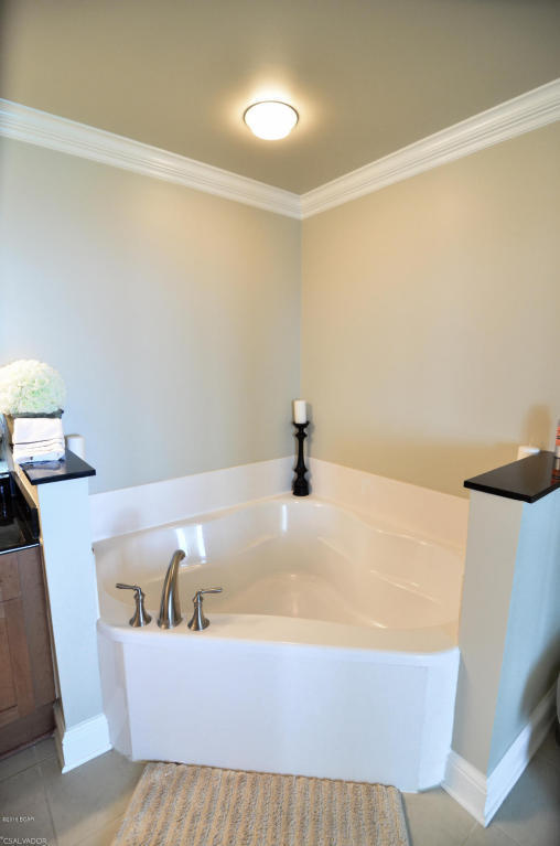 Aqua Condo - Residential