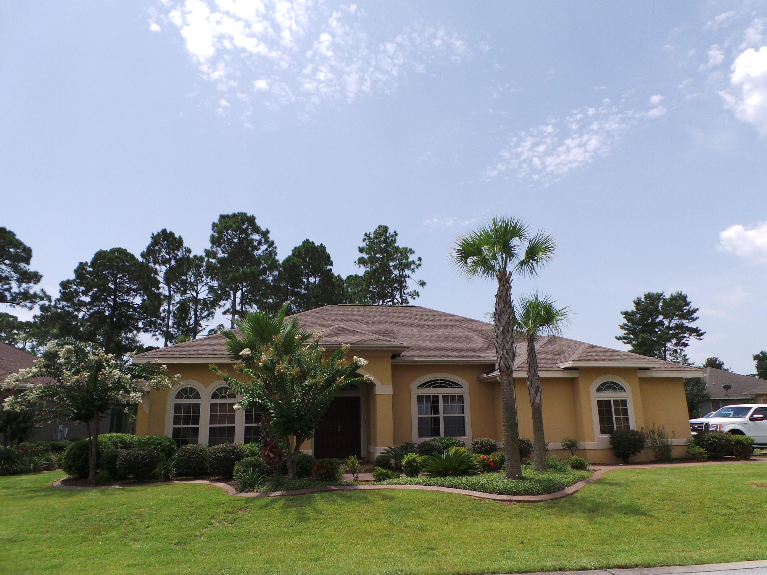 CHARDONNAY ESTATES - Residential