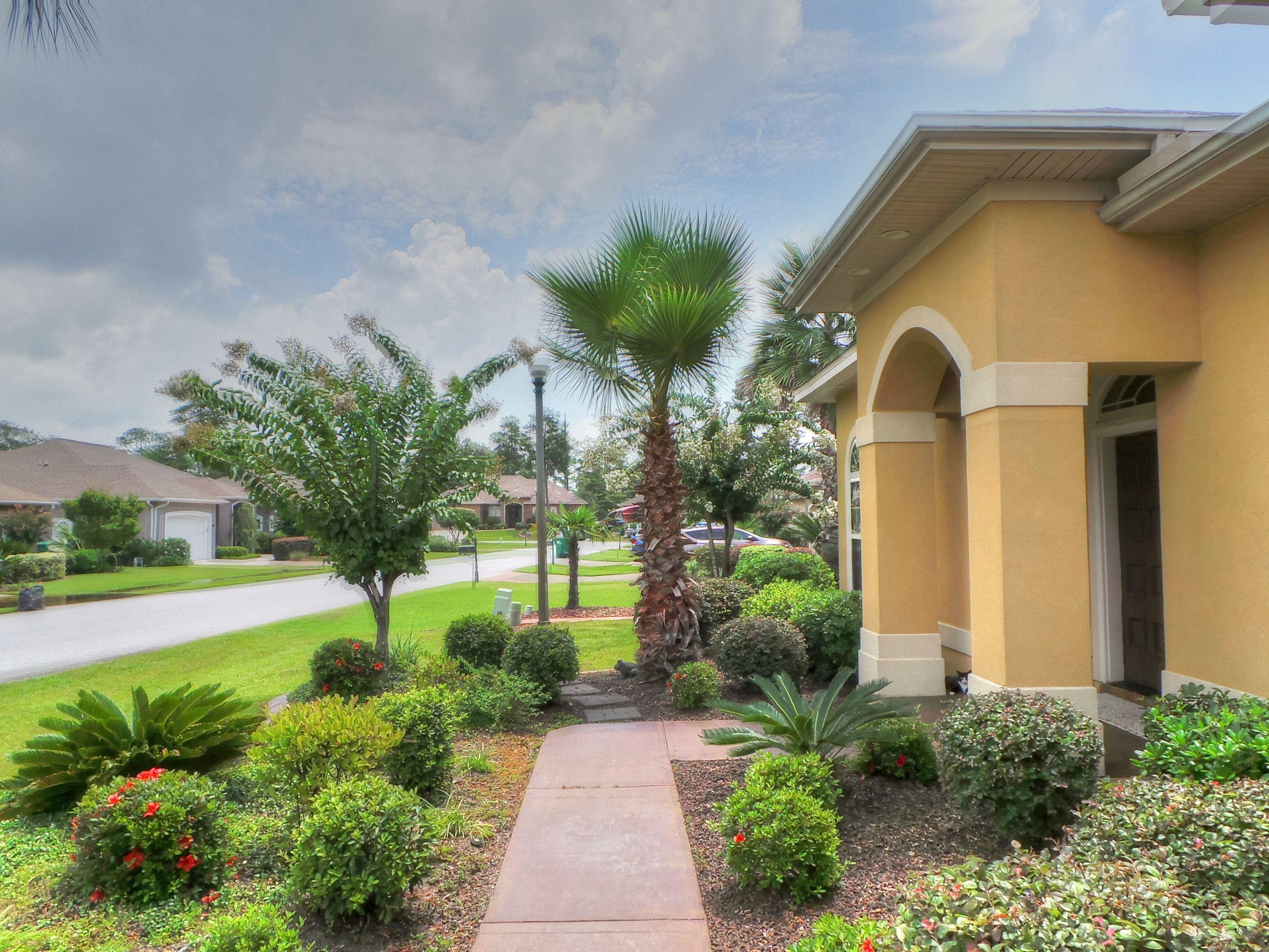 CHARDONNAY ESTATES - Residential