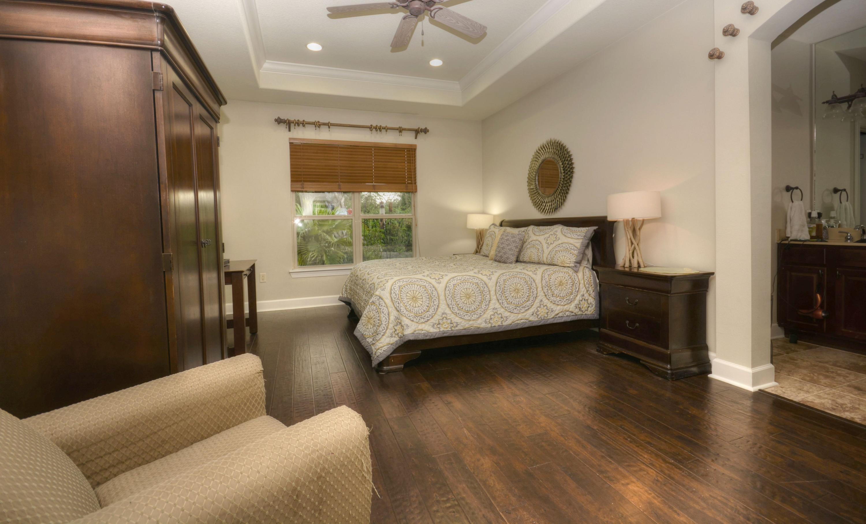 CHARDONNAY ESTATES - Residential