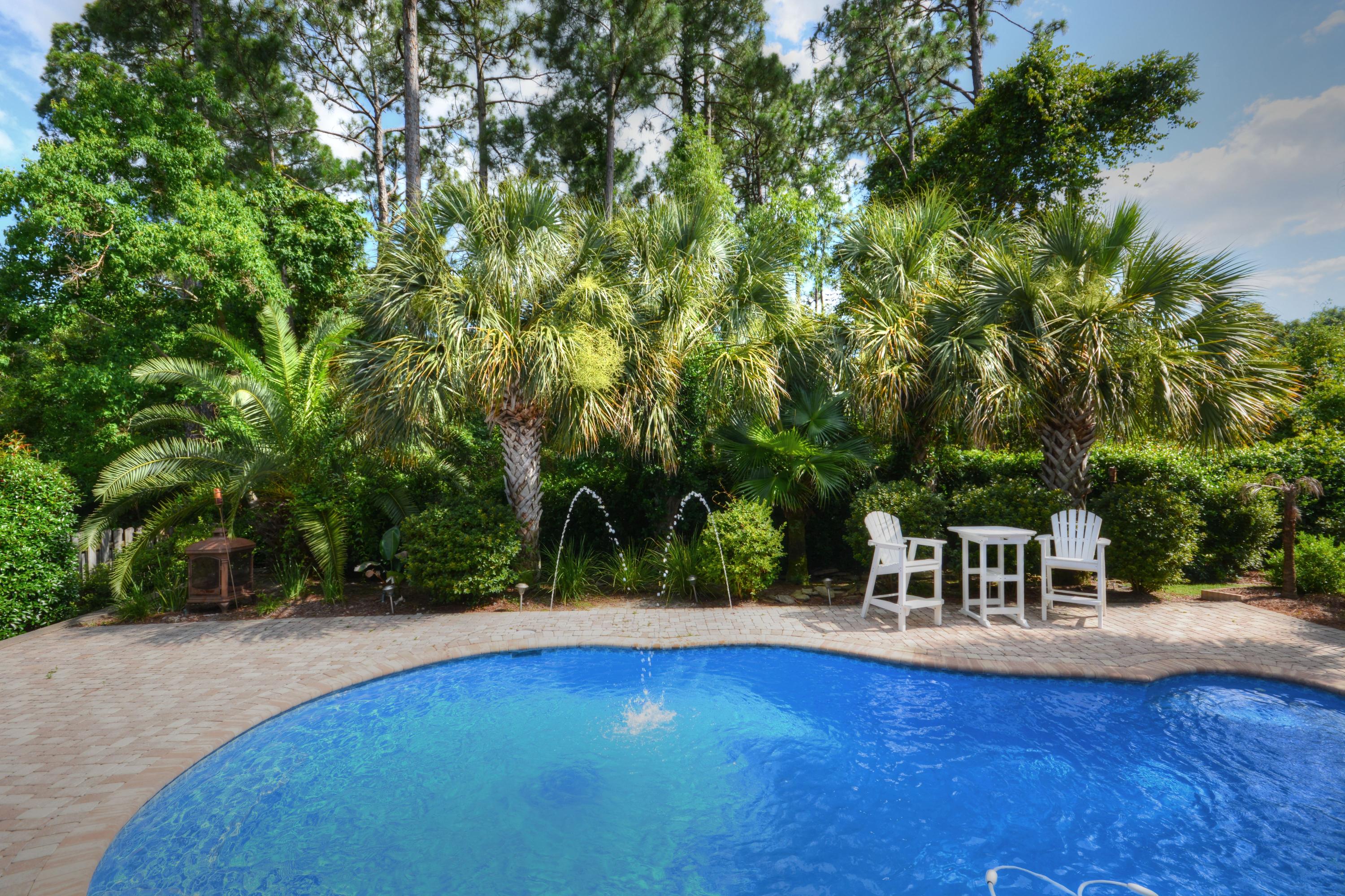 CHARDONNAY ESTATES - Residential