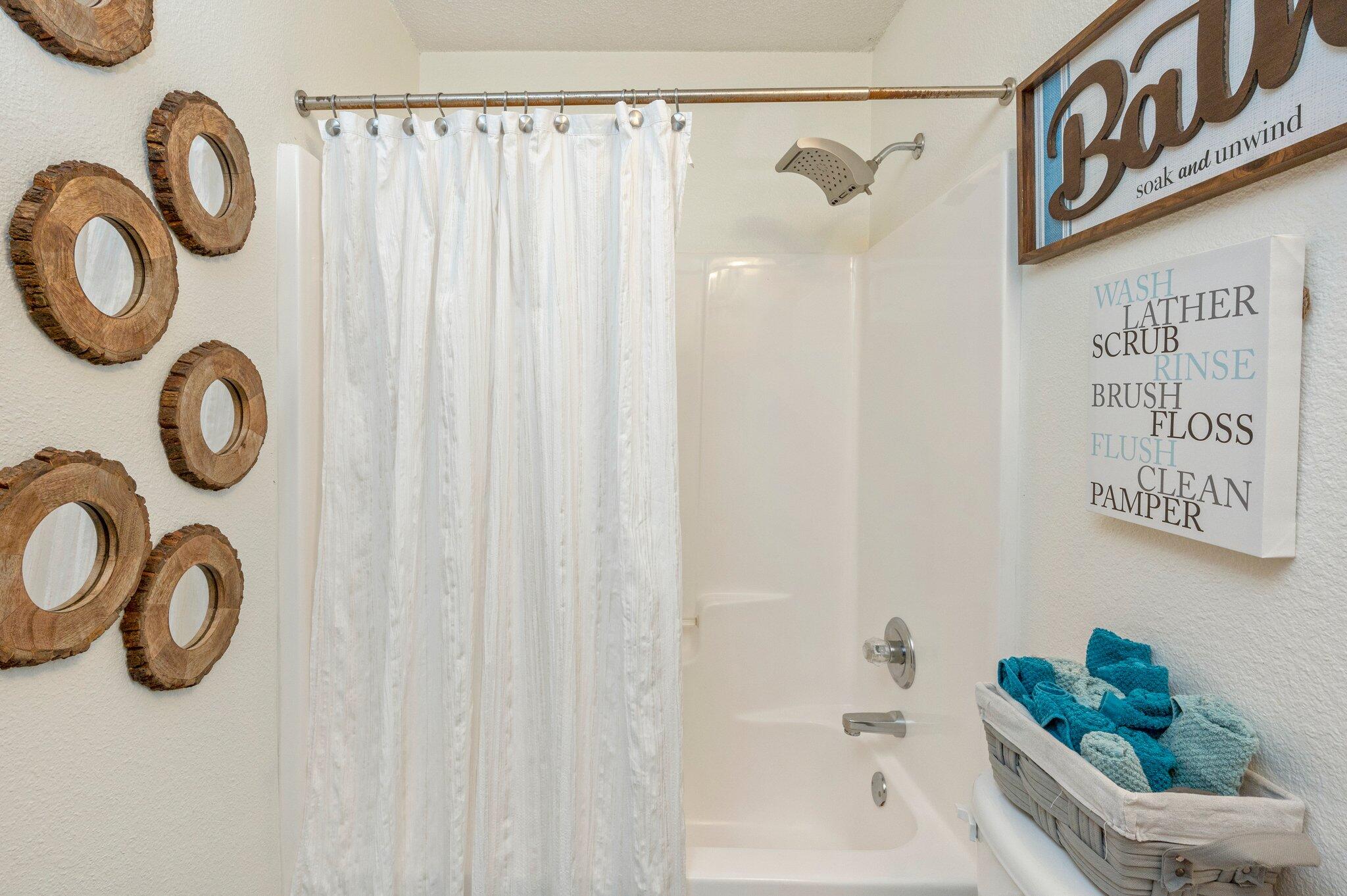 CREETWOOD PLACE - Residential