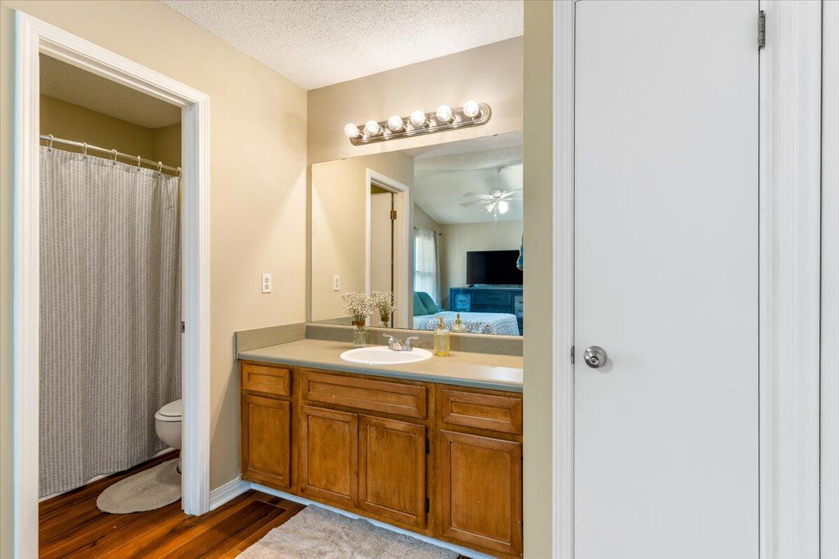 SOUTHVIEW EST - Residential