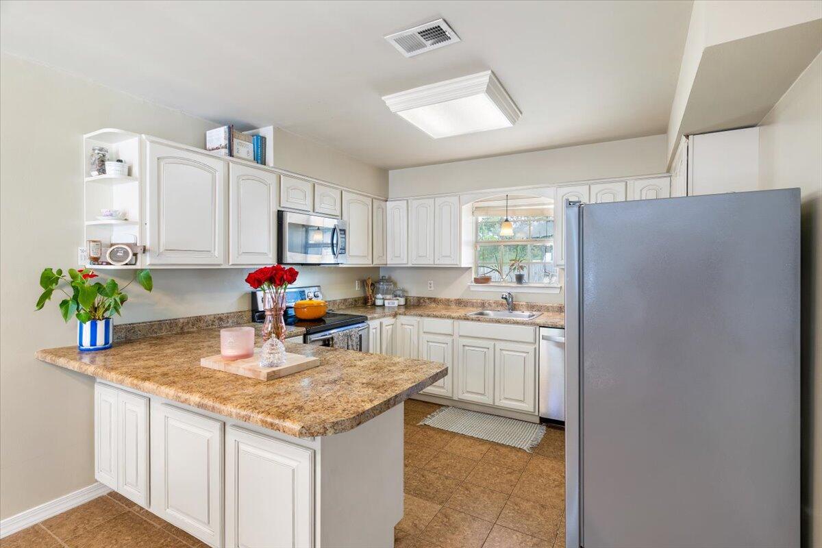 SOUTHVIEW EST - Residential