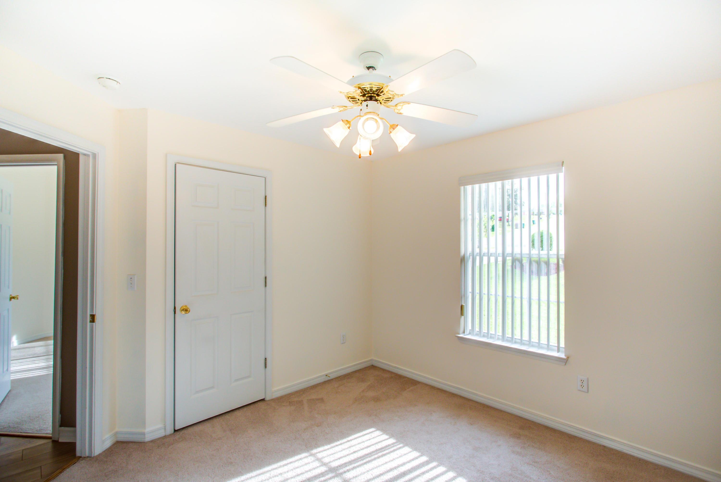 COUNTRYVIEW ESTATES 7TH ADDN - Residential