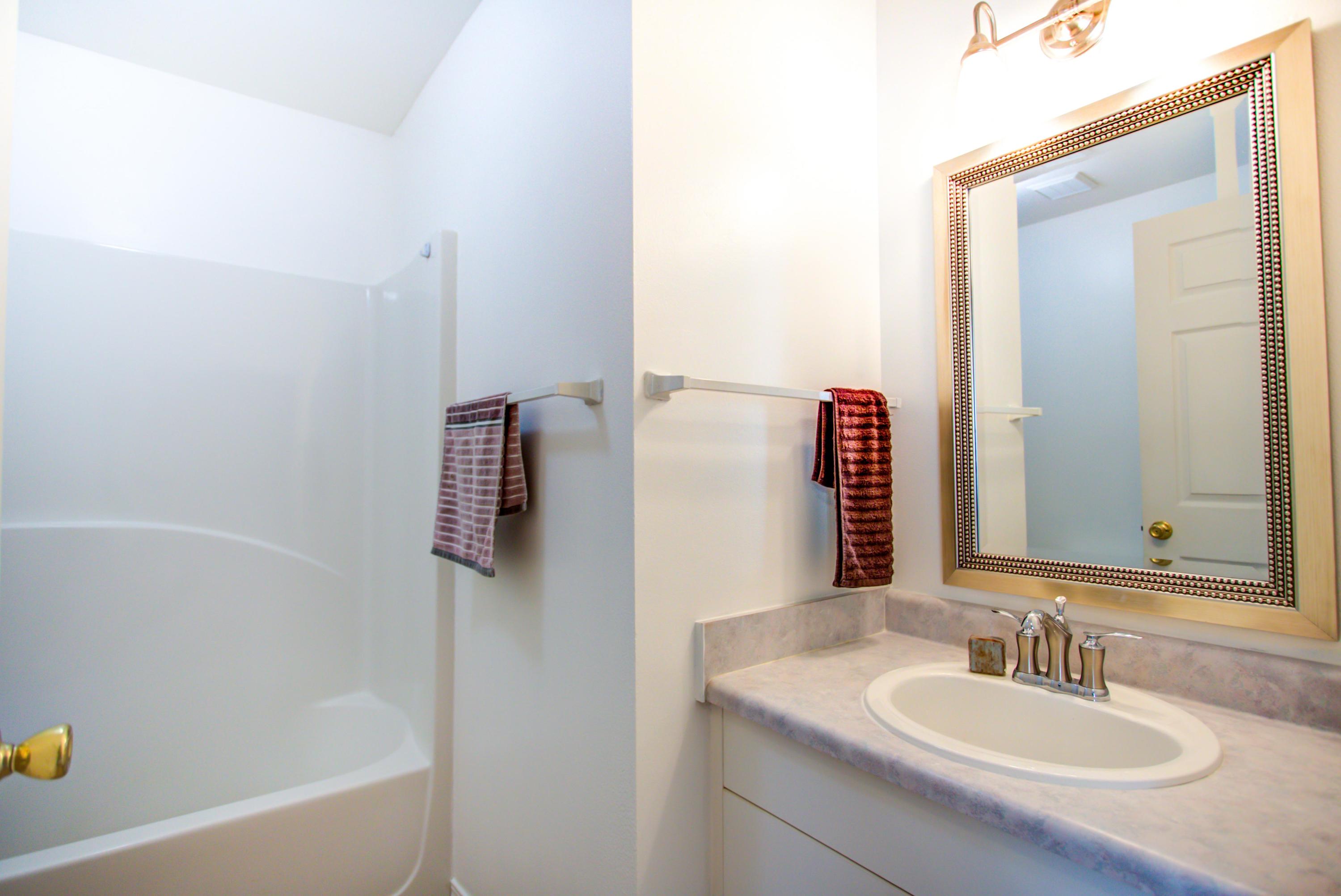 COUNTRYVIEW ESTATES 7TH ADDN - Residential