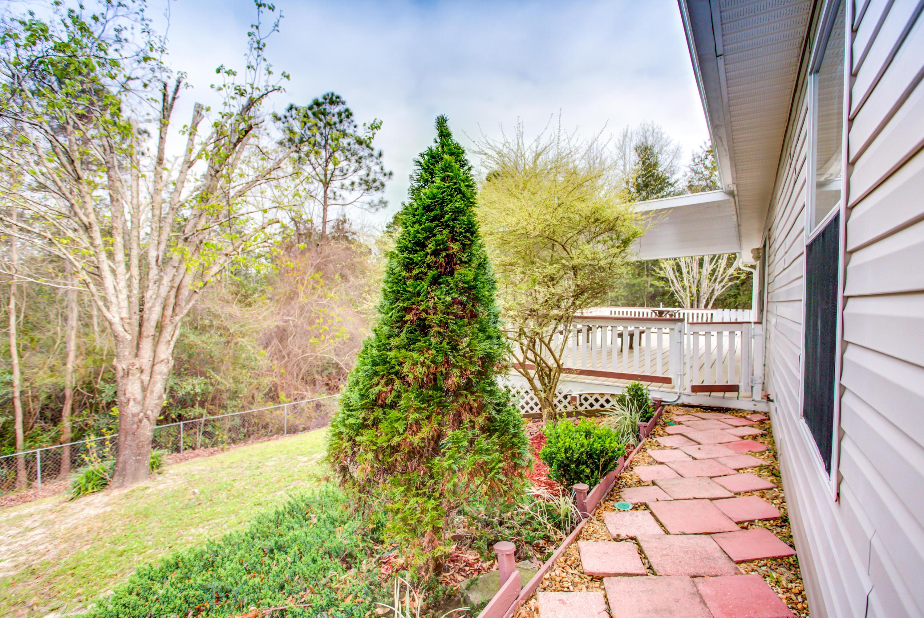 COUNTRYVIEW ESTATES 7TH ADDN - Residential