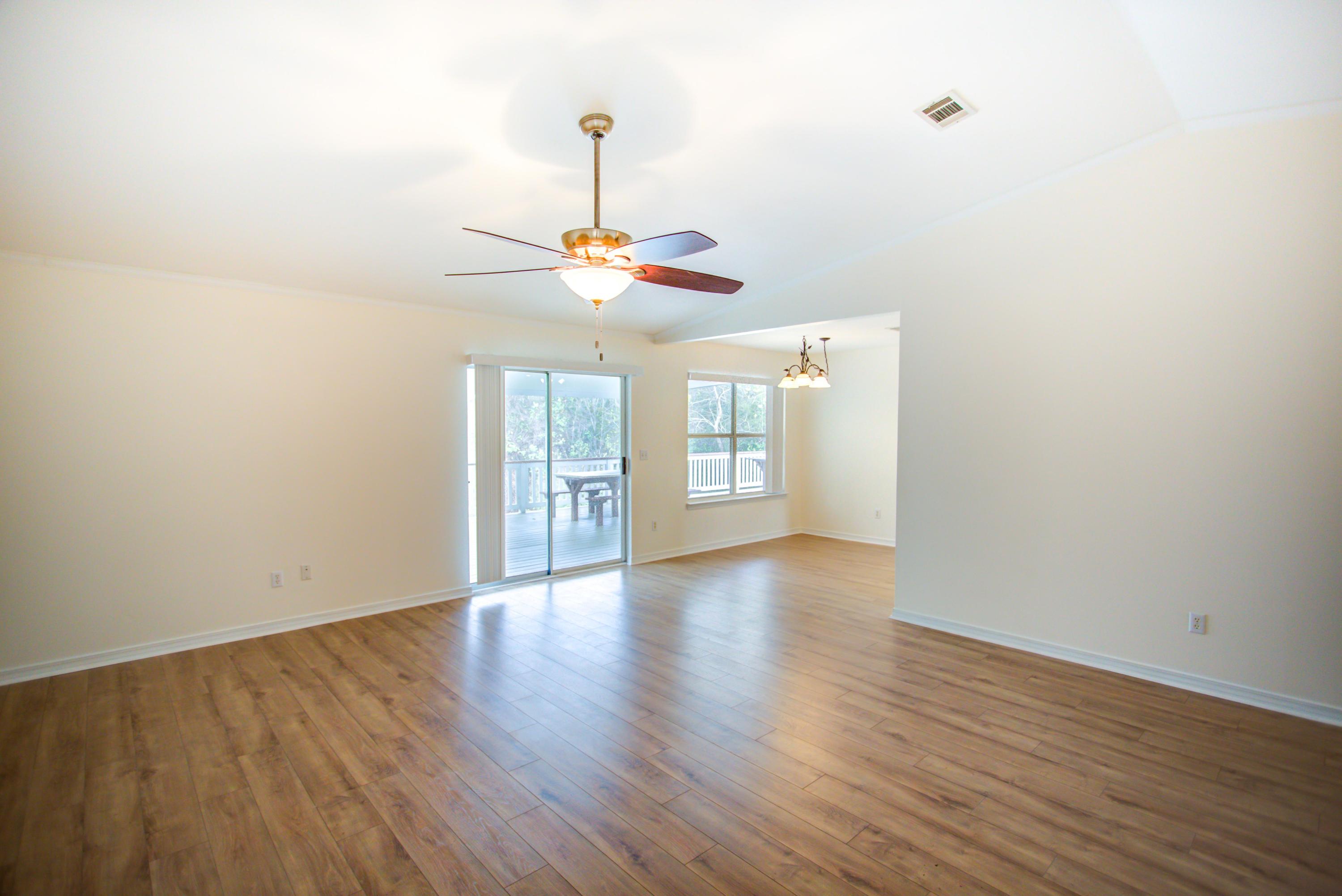 COUNTRYVIEW ESTATES 7TH ADDN - Residential