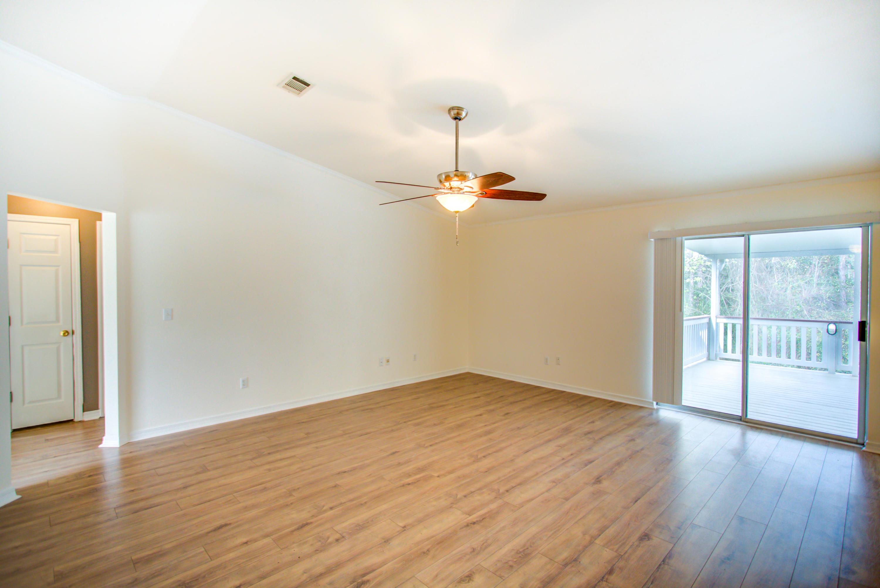 COUNTRYVIEW ESTATES 7TH ADDN - Residential