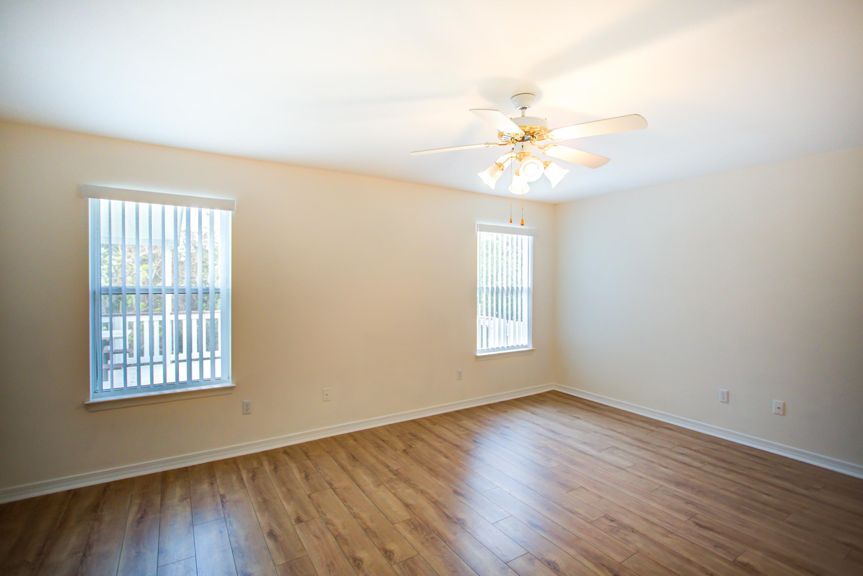 COUNTRYVIEW ESTATES 7TH ADDN - Residential