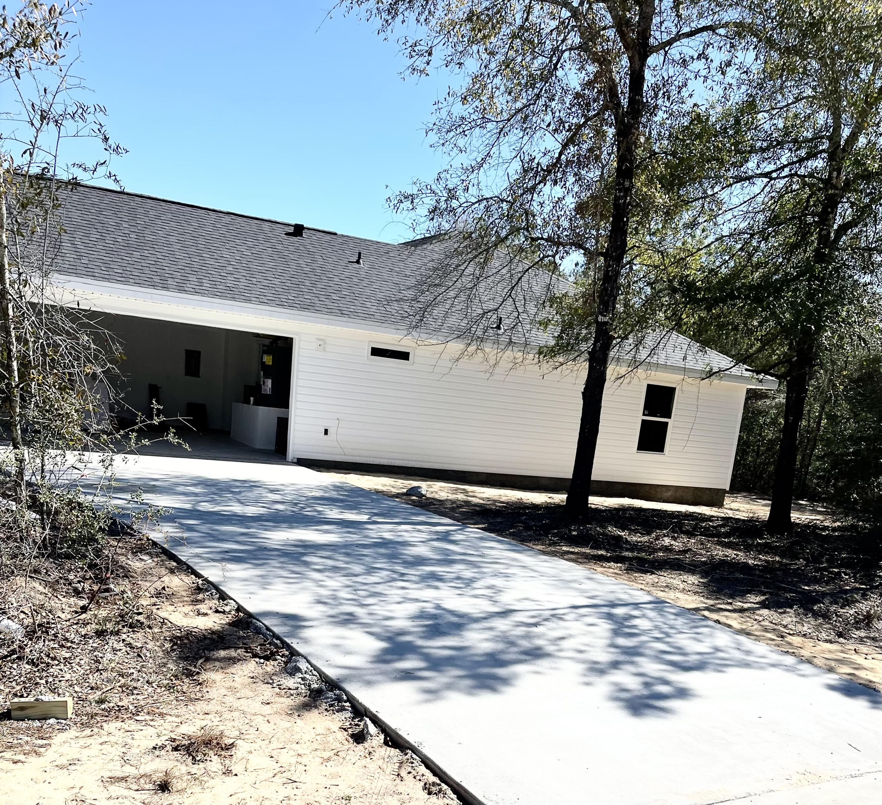 THE PINES - Residential