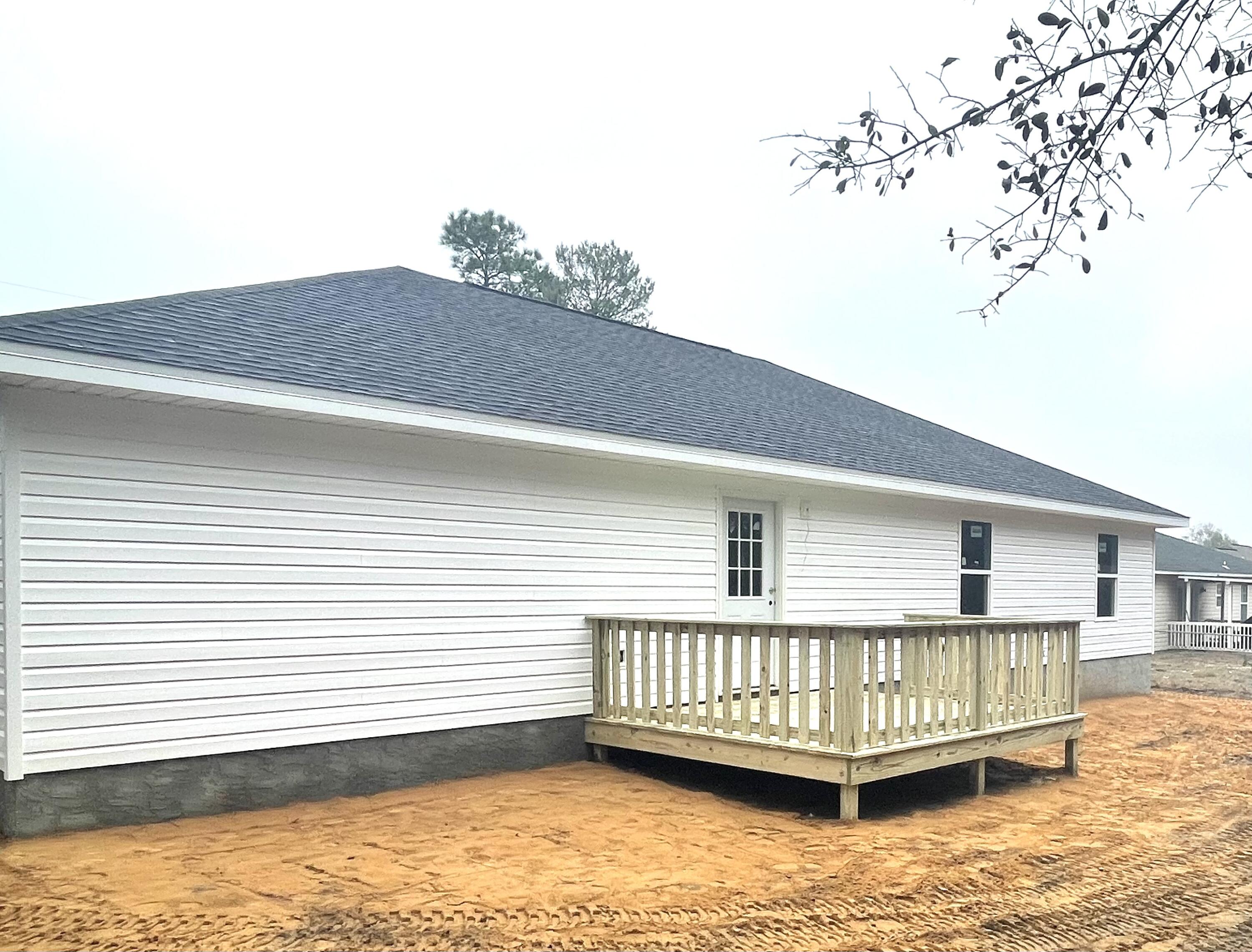 THE PINES - Residential