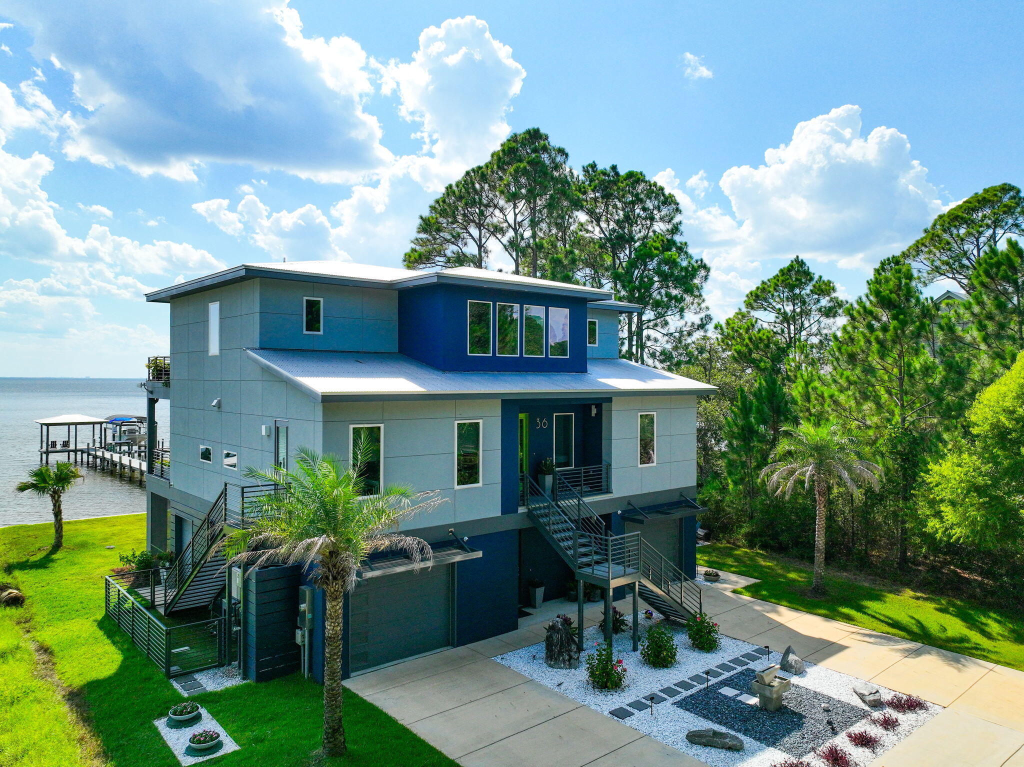 36 Creek Harbour
