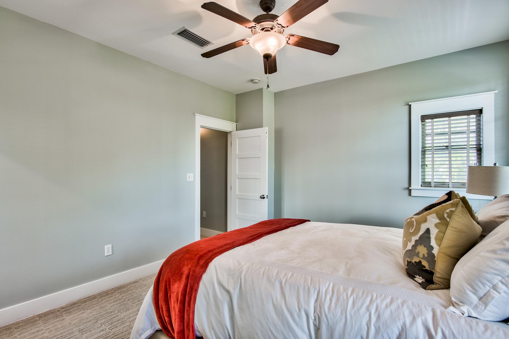 SUMMER RIDGE - Residential