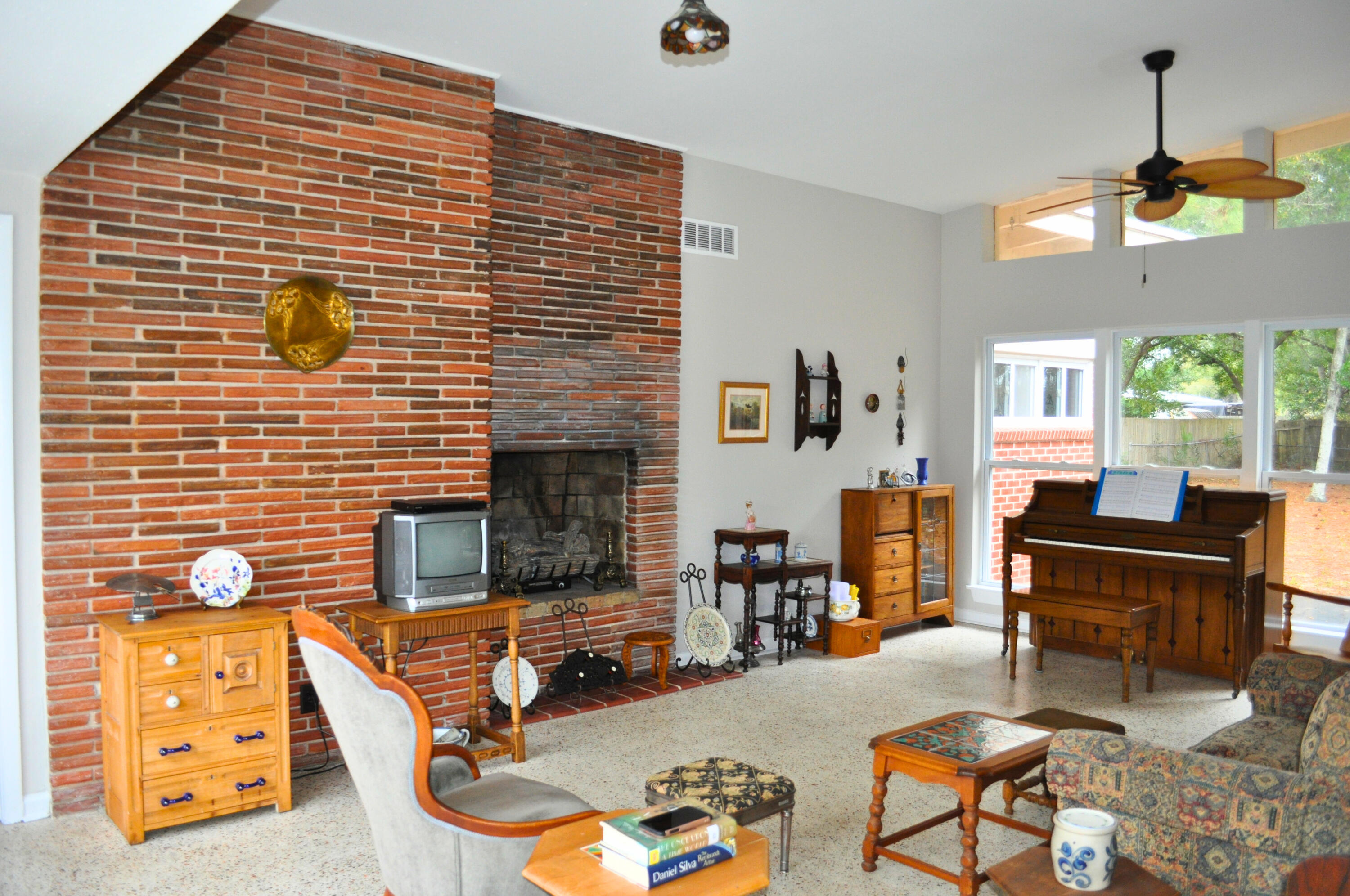 VILLA RUSS PARK - Residential