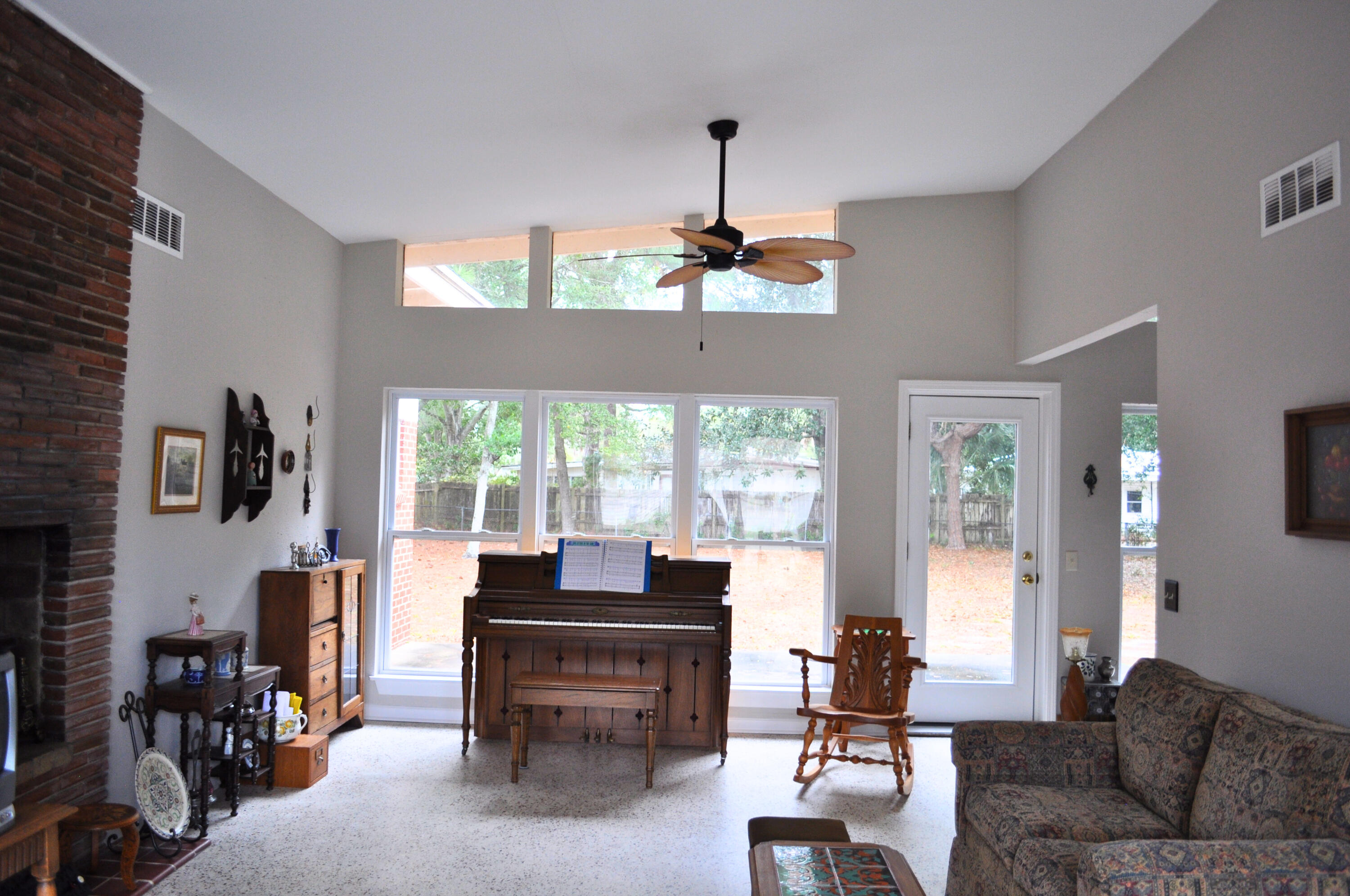 VILLA RUSS PARK - Residential