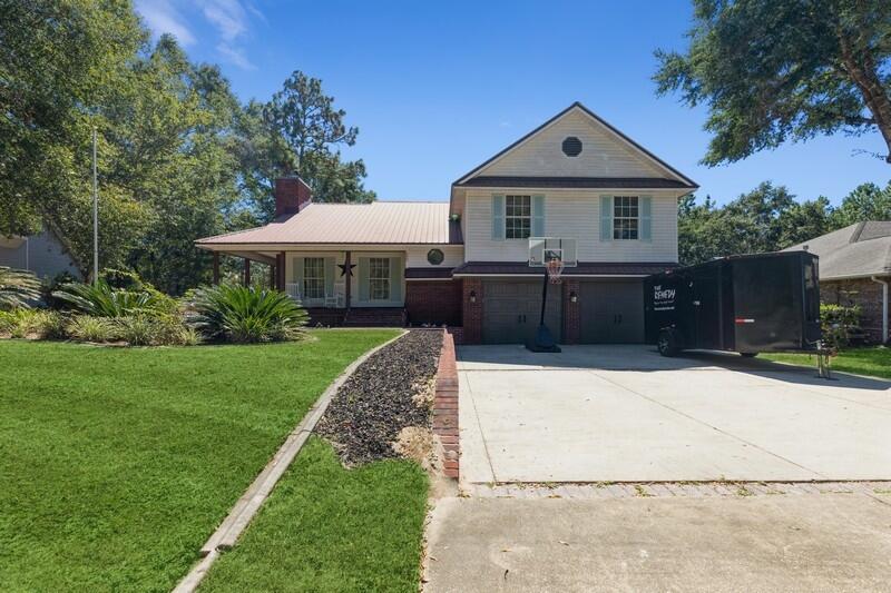 LAKESIDE EAST - Residential