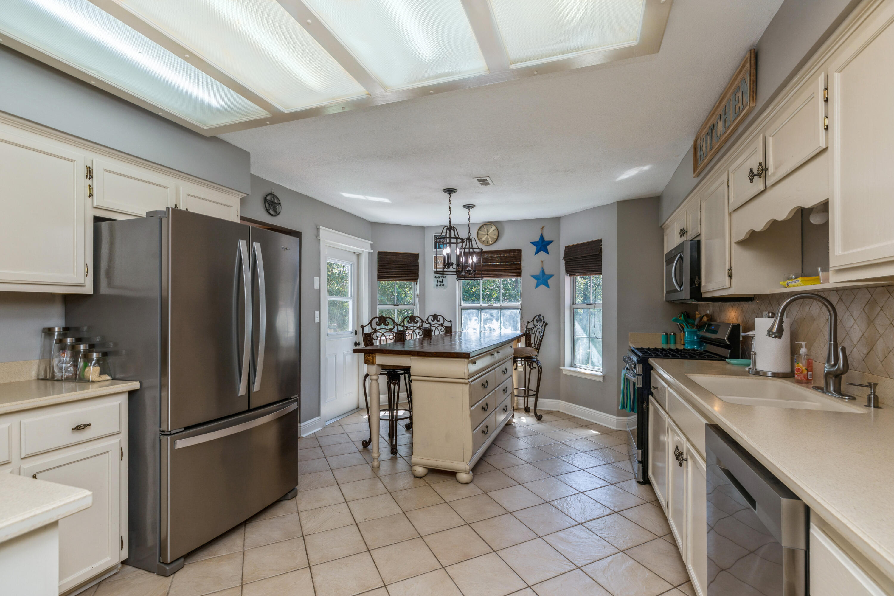 LAKESIDE EAST - Residential