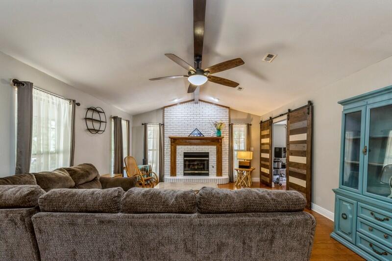 LAKESIDE EAST - Residential