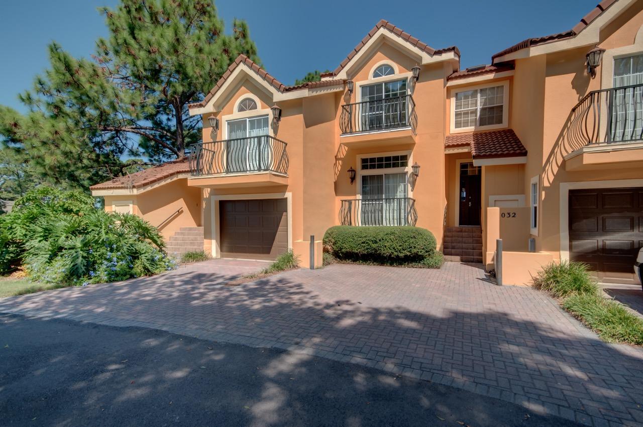 VANTAGE POINTE - Residential