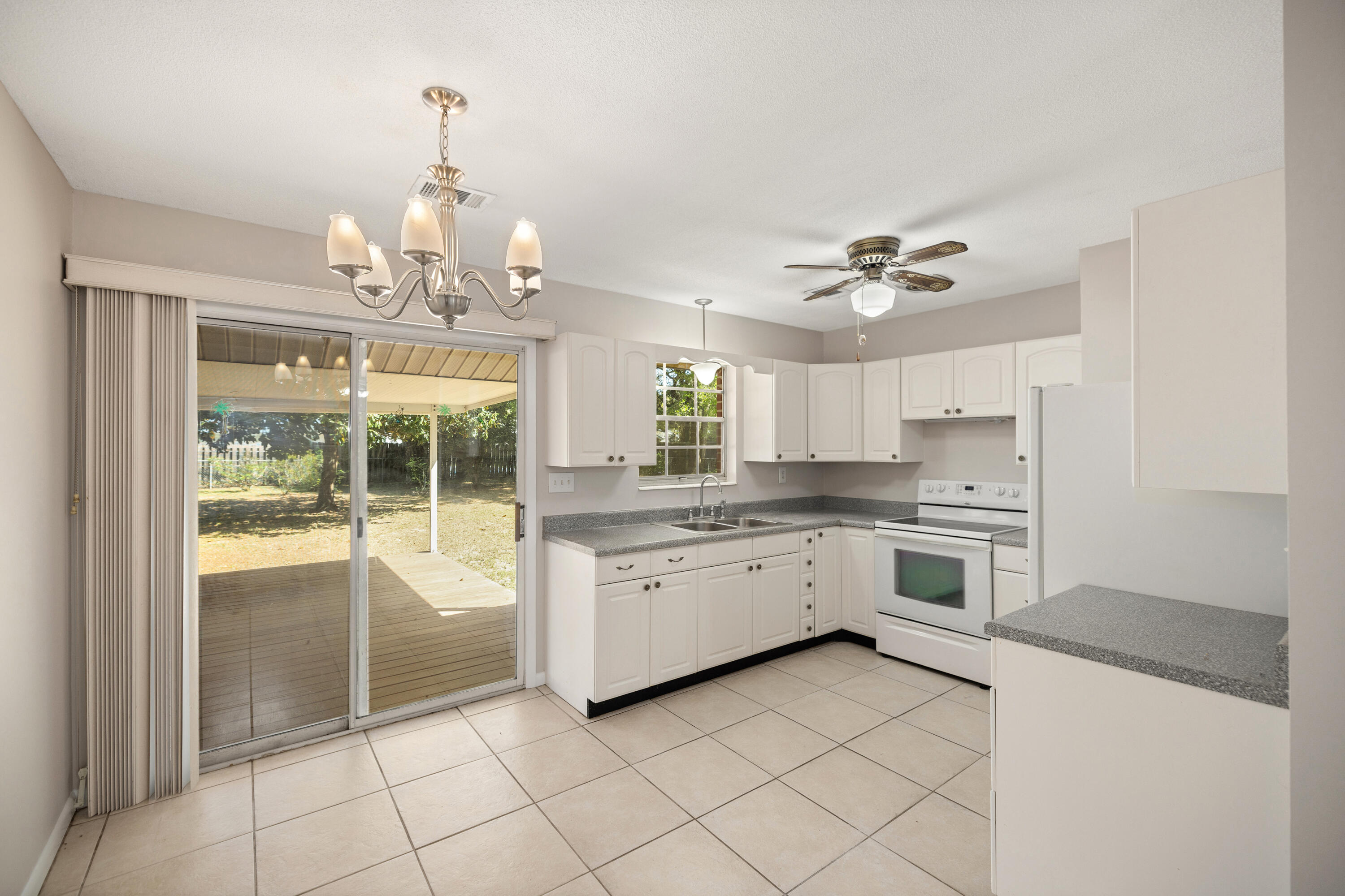 PINECREST HILLS S/D - Residential