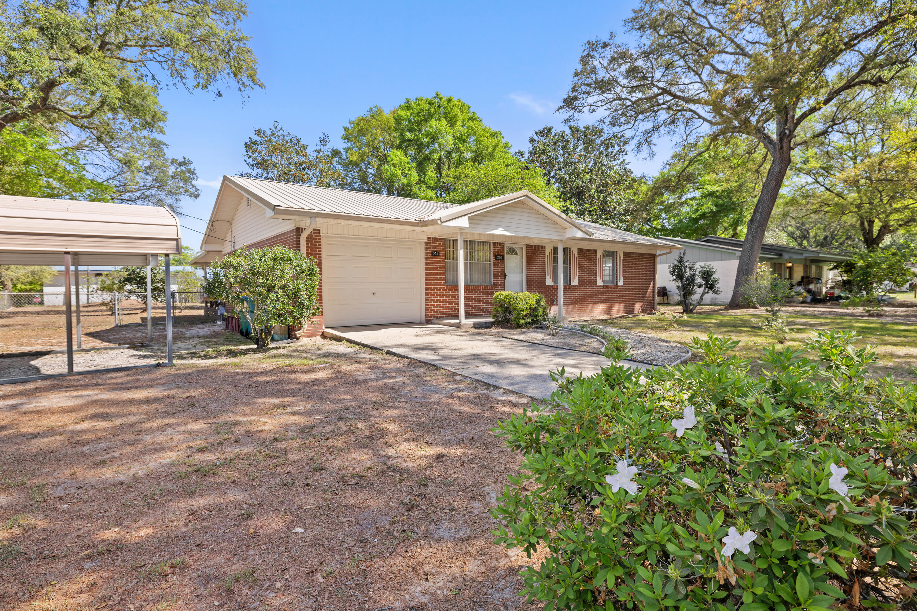 PINECREST HILLS S/D - Residential