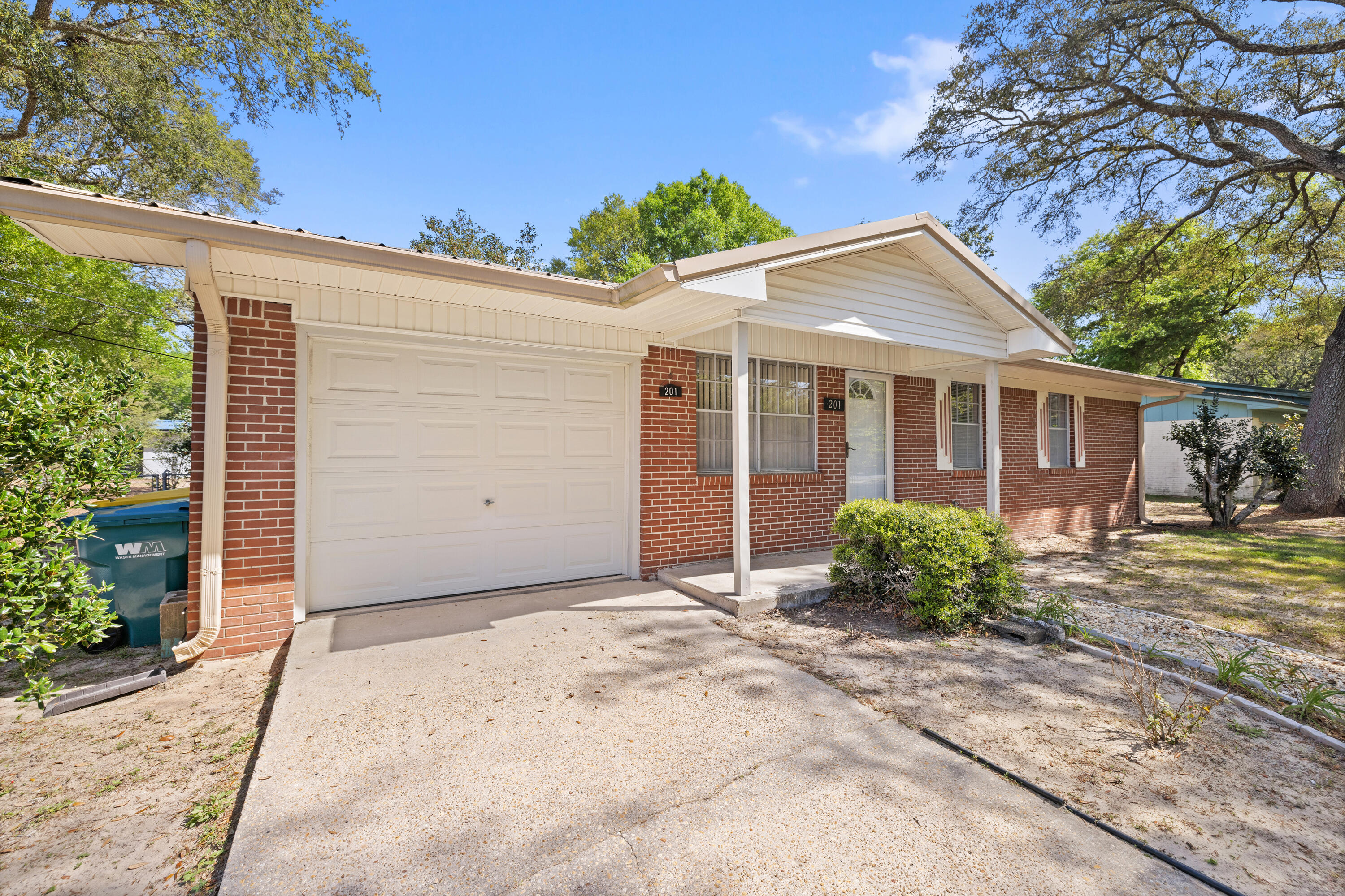 PINECREST HILLS S/D - Residential