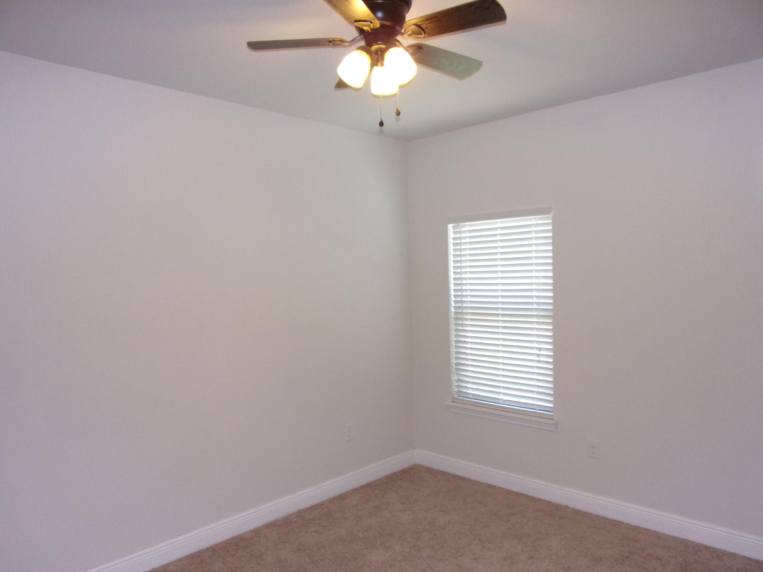 WATERFORD SOUND - Residential Lease