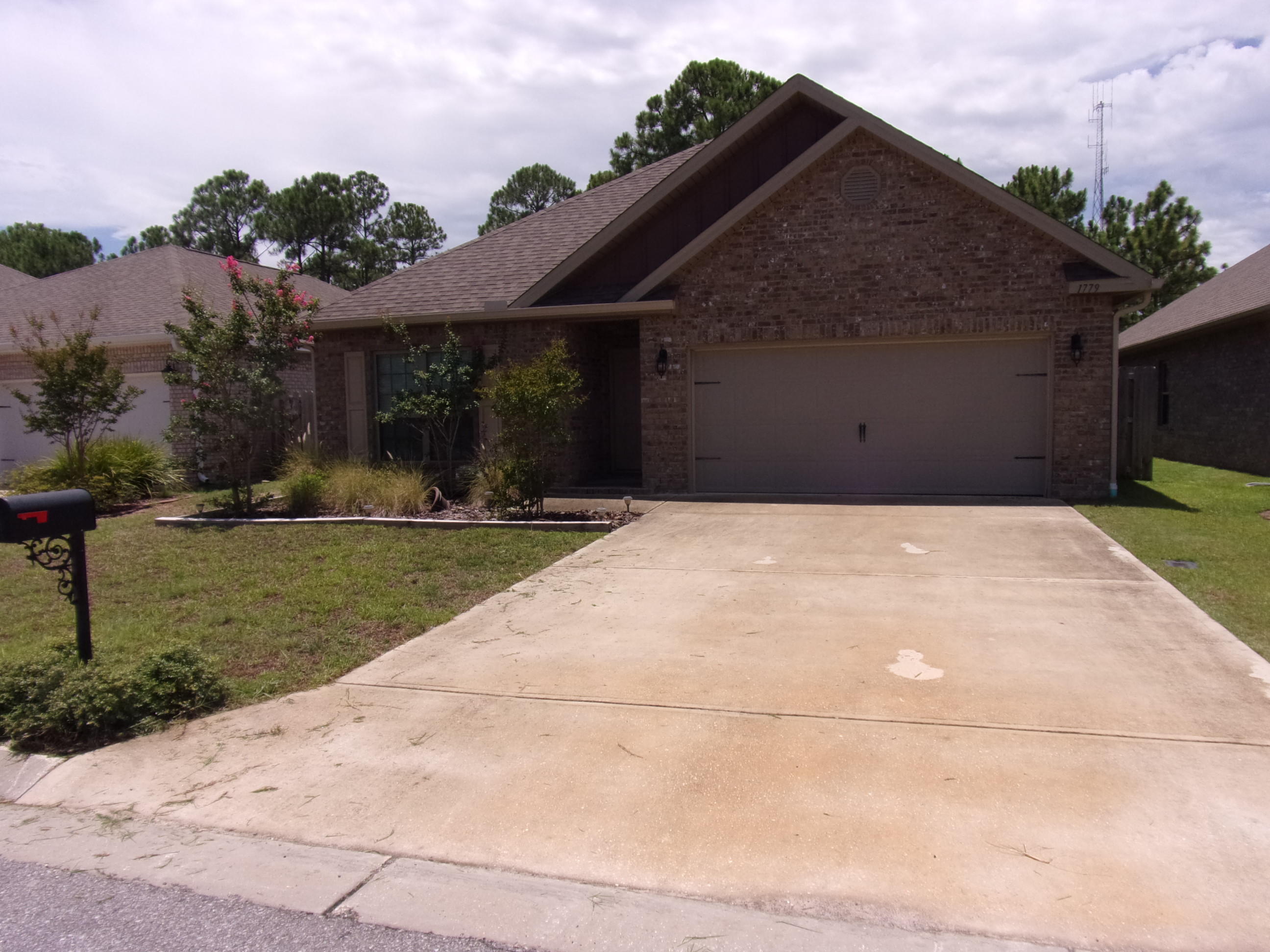 WATERFORD SOUND - Residential Lease