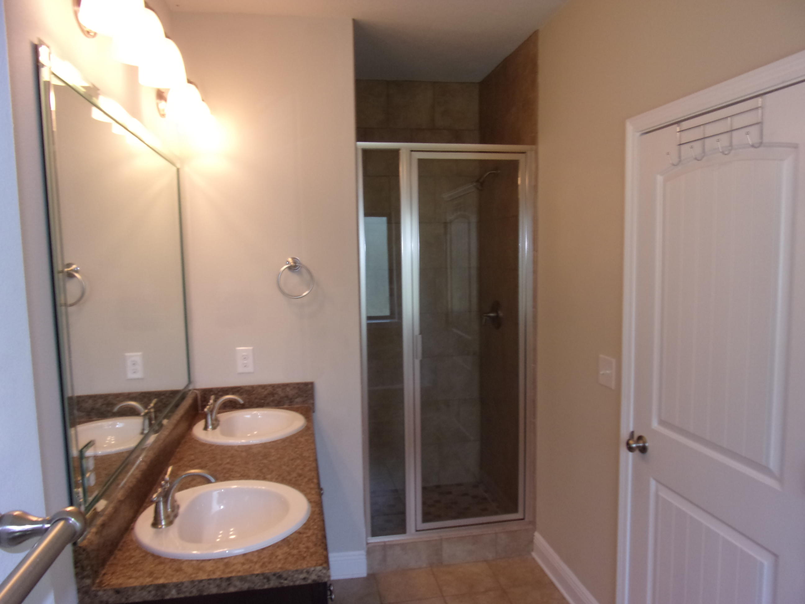 WATERFORD SOUND - Residential Lease