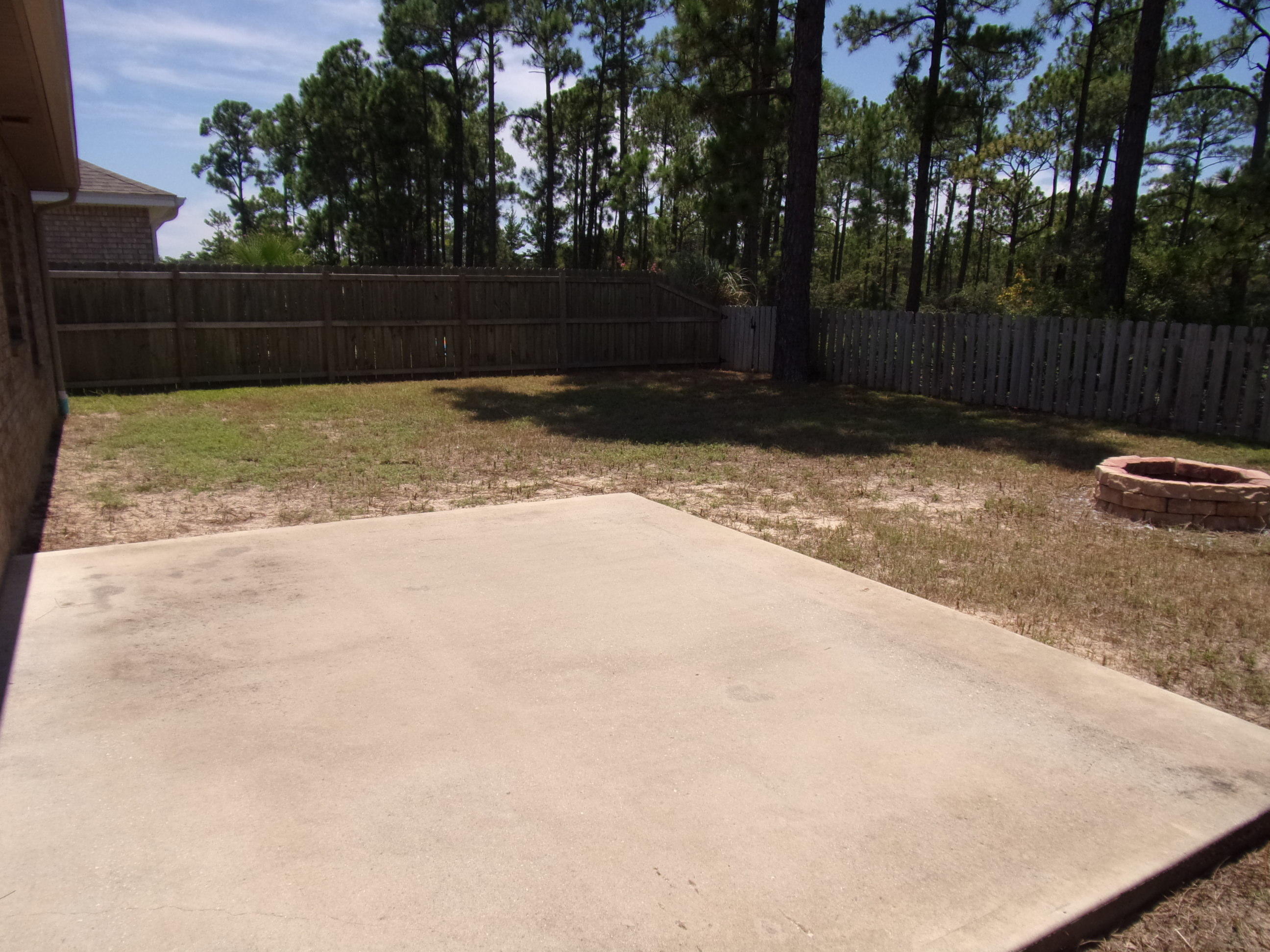 WATERFORD SOUND - Residential Lease