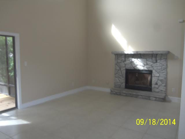 COURT DEL MAR - Residential