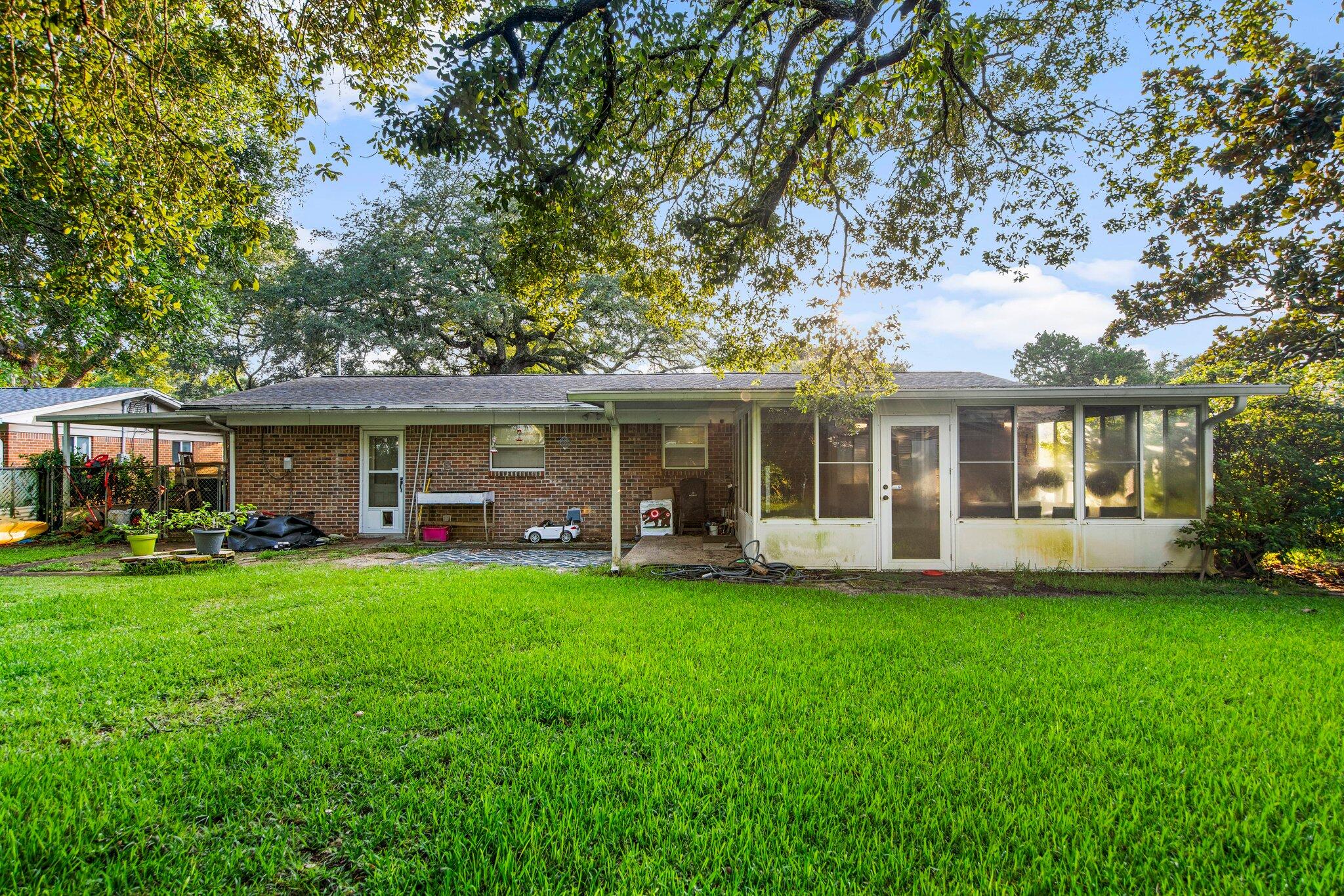 COLONY ESTATES - Residential