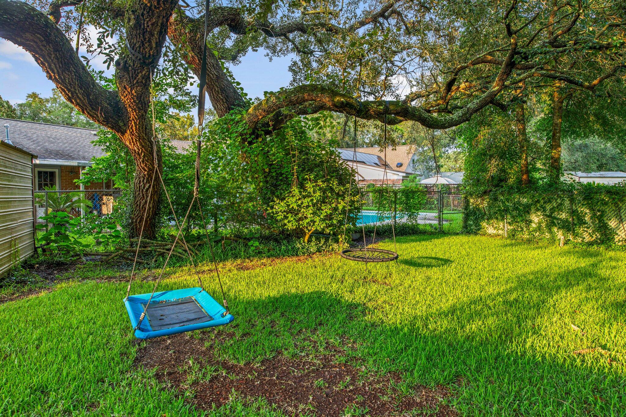 COLONY ESTATES - Residential